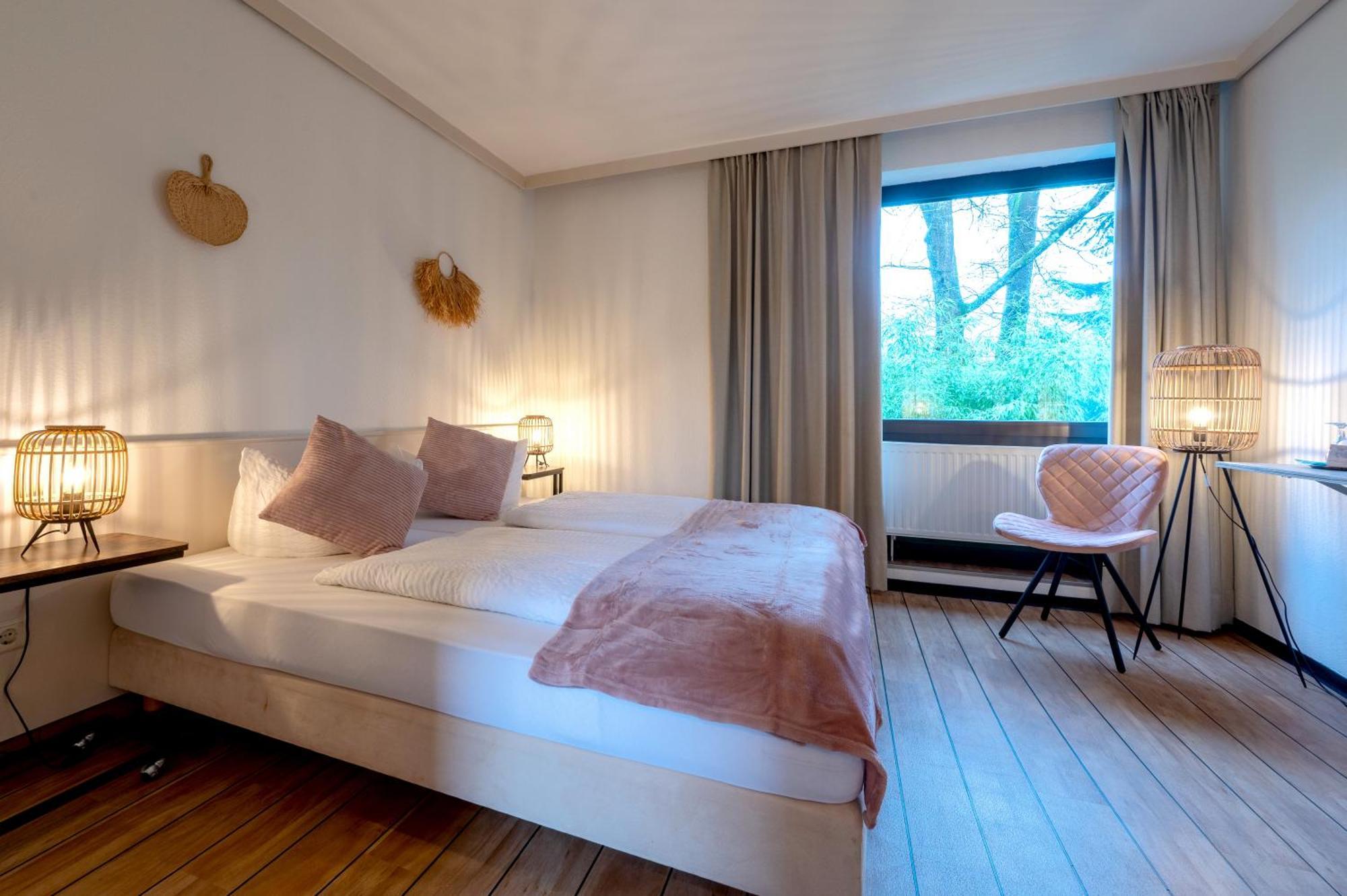 Hotel Waldkur 리어 외부 사진