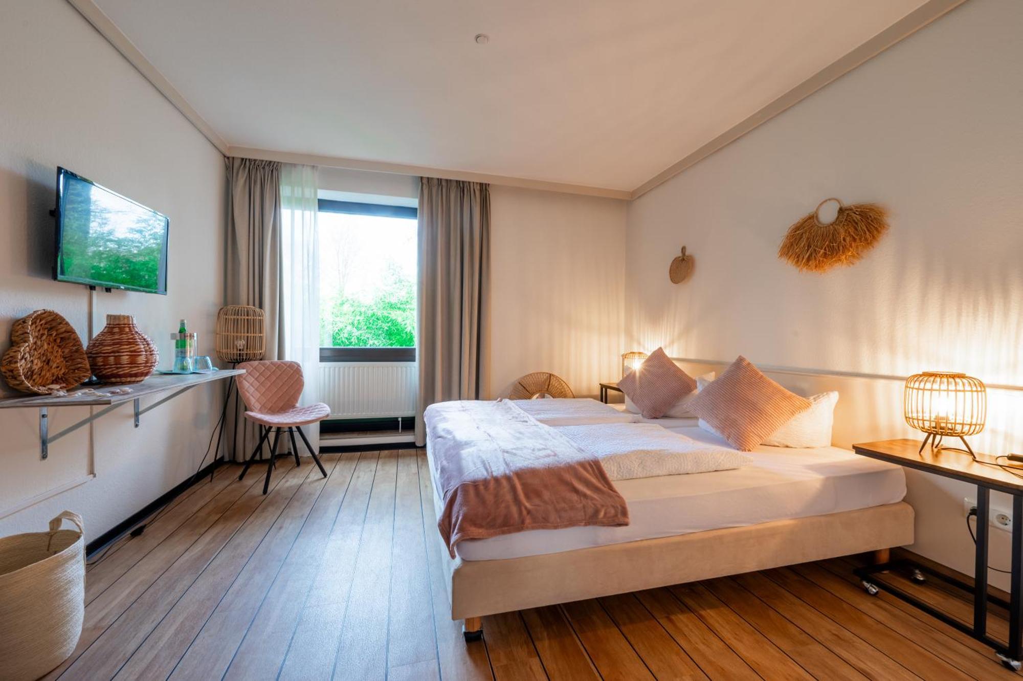 Hotel Waldkur 리어 외부 사진