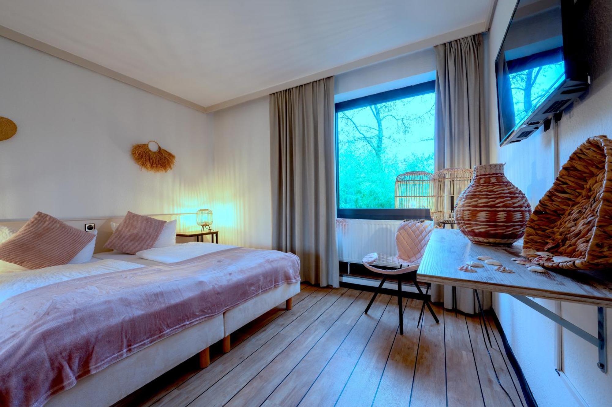 Hotel Waldkur 리어 외부 사진