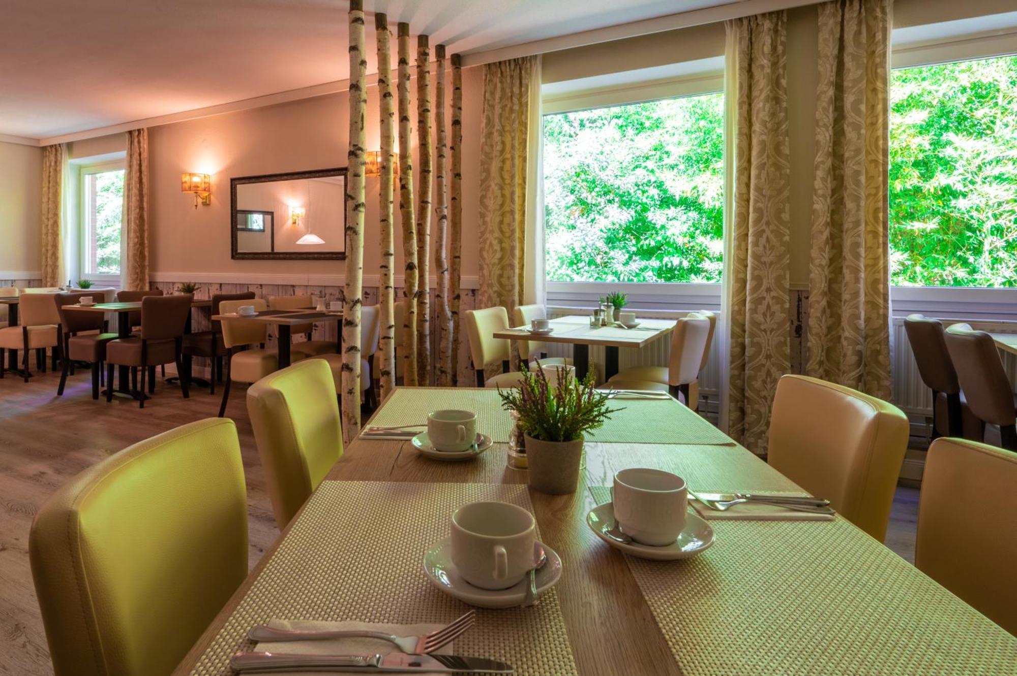 Hotel Waldkur 리어 외부 사진