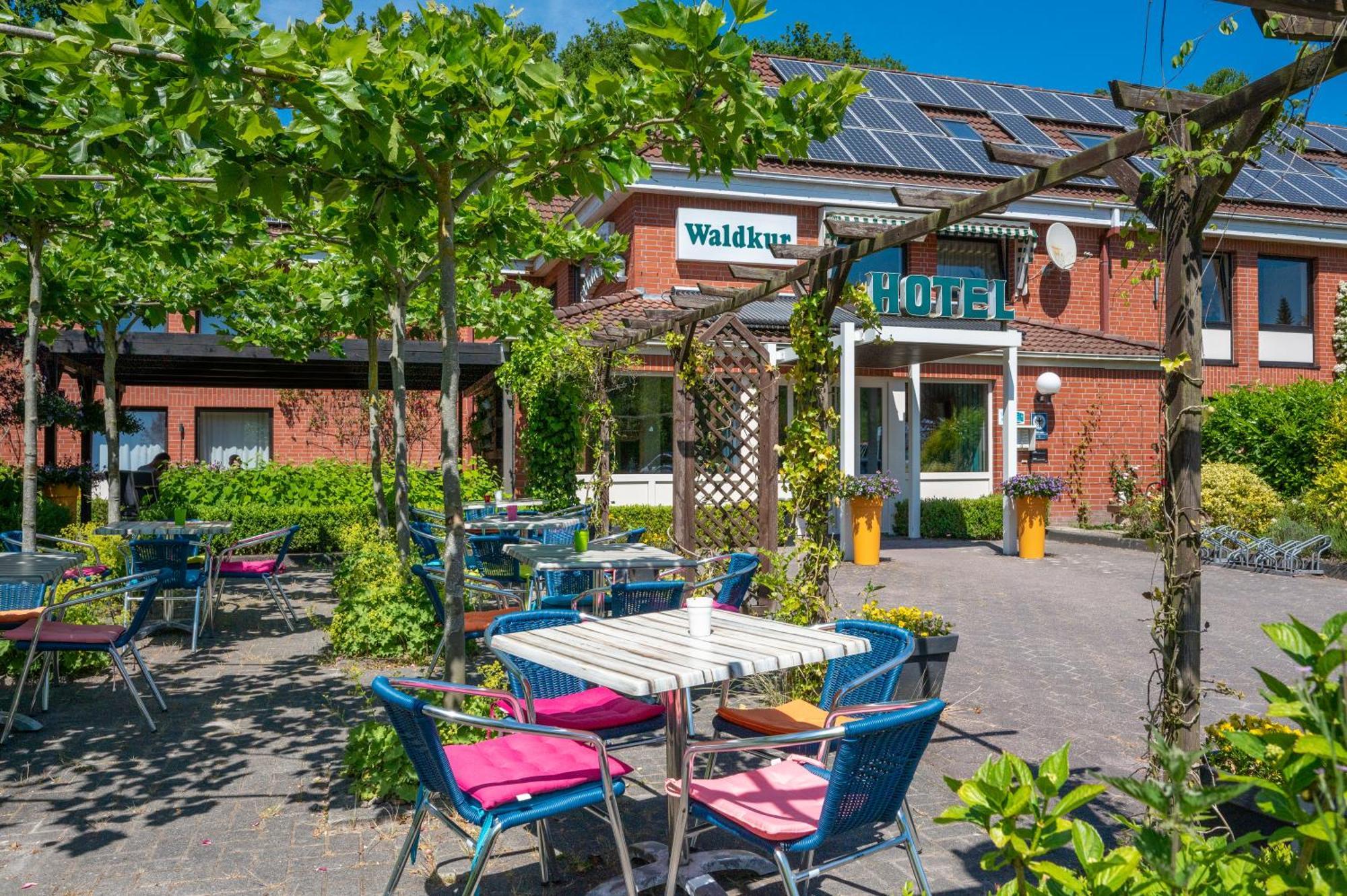 Hotel Waldkur 리어 외부 사진